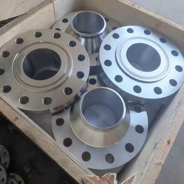 A105-carbon-steel-Flange